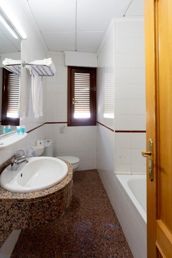 Hotel Anna Cocentaina Esterno foto